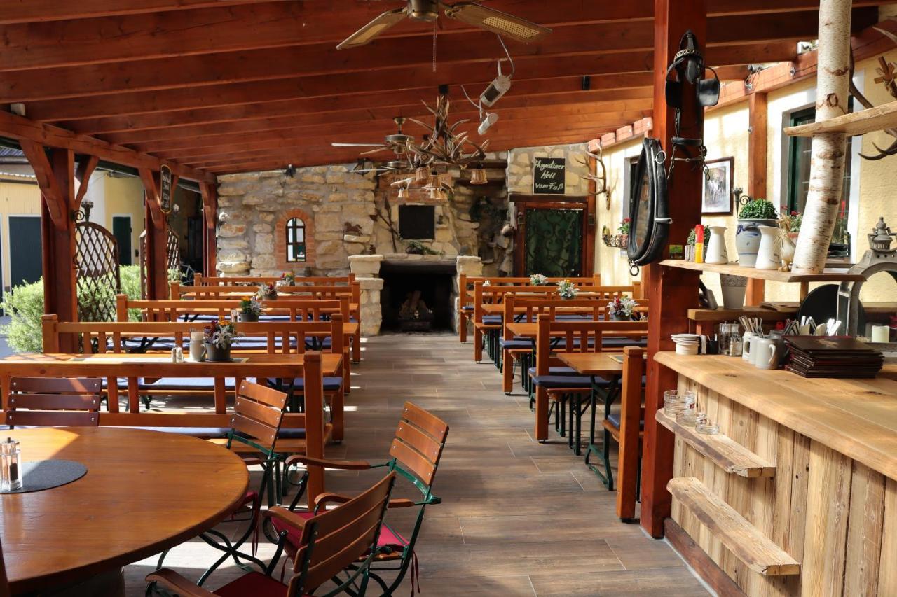 Hotel Landsteakhaus Marxheim Exterior foto